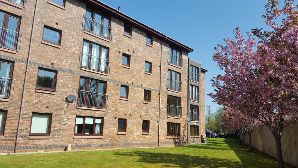 Penthouse Apartment Sleeps 11 Edinburgh Exterior photo